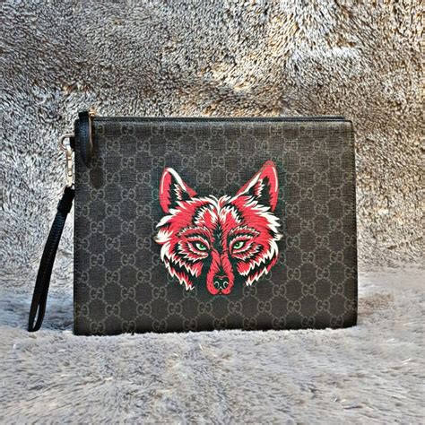 meglietta gucci wolf|Altro.